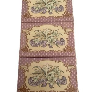 Vintage Y2K Crabtree Evelyn TUBEROSE soap bar 3x3 fl oz each Made In Paris